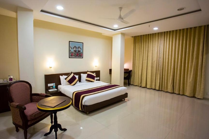 Brilliant & Convention Centre Hotel