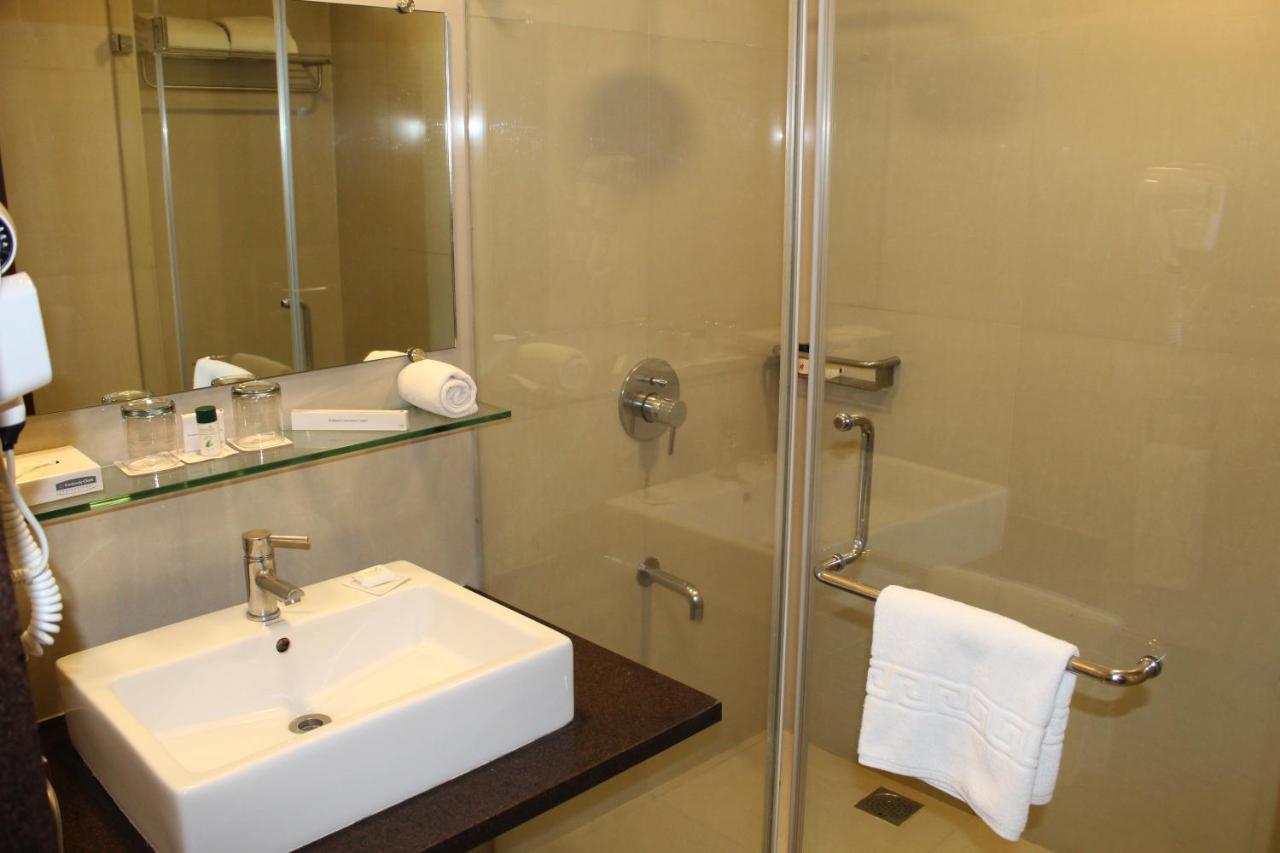 Hotel Brilliant & Convention Centre 5*